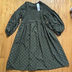 Olive Sleeved Midi Dress